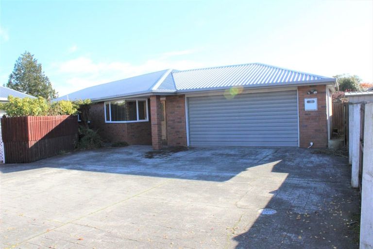 Photo of property in 2/291 Greers Road, Bishopdale, Christchurch, 8053