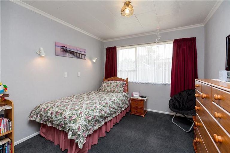 Photo of property in 145 Heta Road, Highlands Park, New Plymouth, 4312