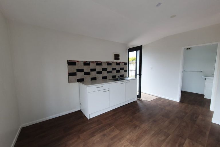 Photo of property in 6 Bellringer Road, Massey, Auckland, 0614