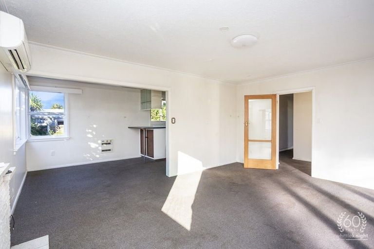 Photo of property in 66 Dunster Street, Burnside, Christchurch, 8053
