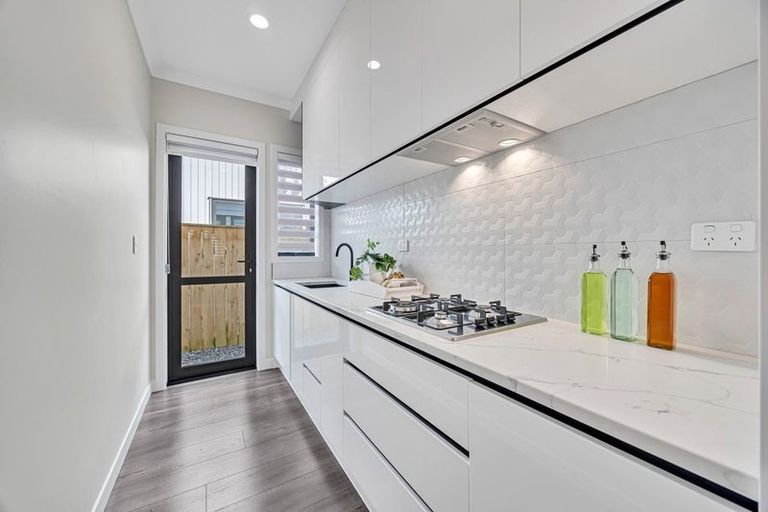 Photo of property in 104 Valderama Drive, Flat Bush, Auckland, 2019
