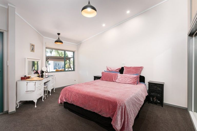 Photo of property in 37 Guy Street, Waipawa, 4210