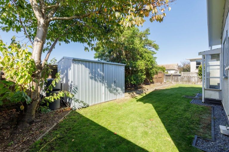 Photo of property in 48b Richmond Street, Waitara, 4320