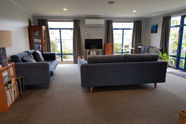 Photo of property in 5b Kepler Place, Te Anau, 9600