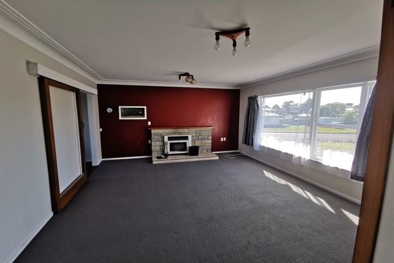 Photo of property in 6 Sterling Avenue, Manurewa East, Auckland, 2102