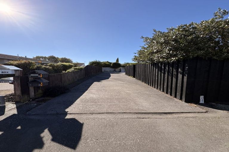 Photo of property in 2/38 Chipping Lane, Redwood, Christchurch, 8051