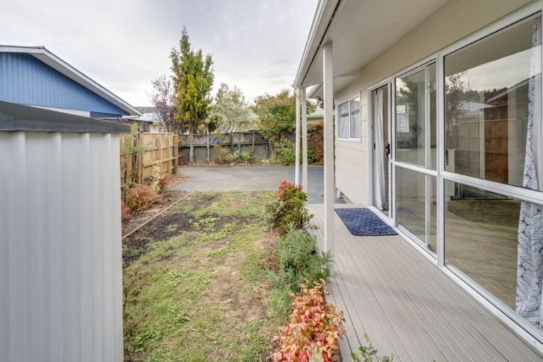 Photo of property in 1/99 Parkers Road, Tahunanui, Nelson, 7011