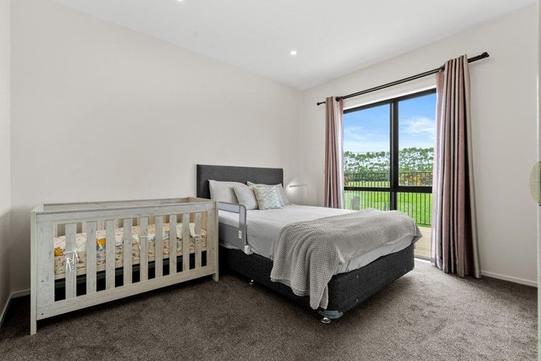 Photo of property in 11 Sapwood Crescent, Takanini, 2110