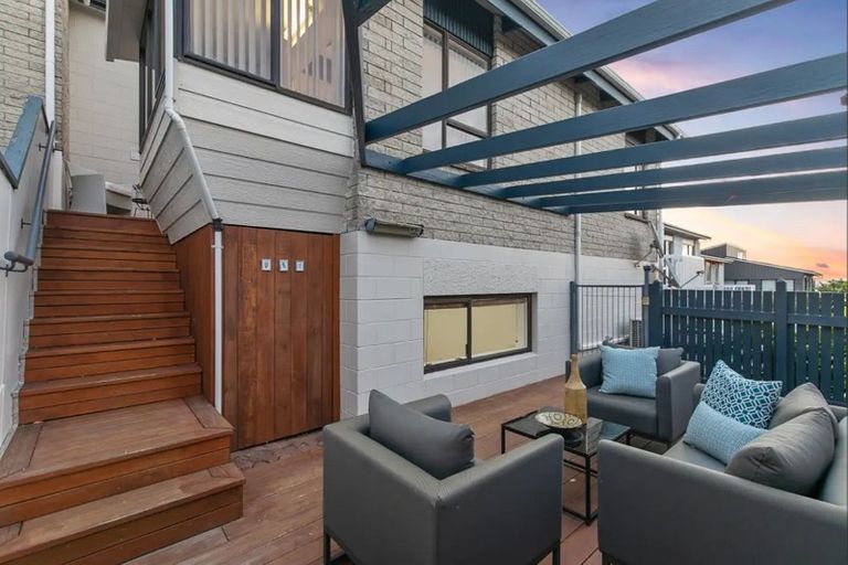 Photo of property in 4/119 Bucklands Beach Road, Bucklands Beach, Auckland, 2012