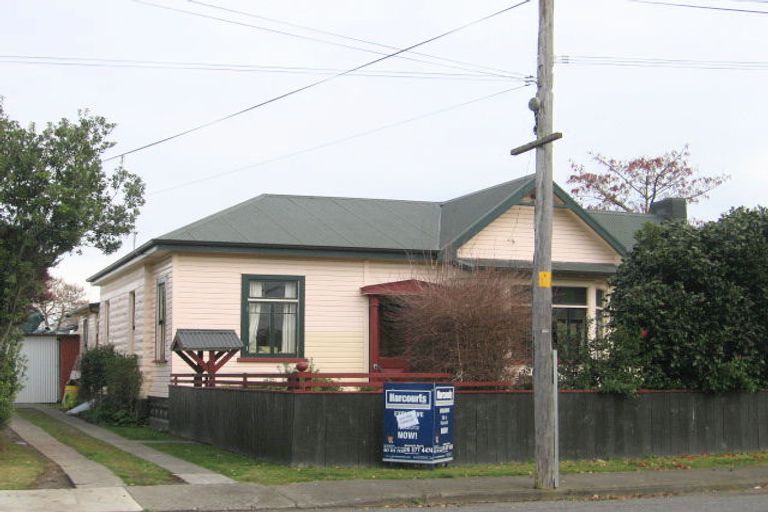 Photo of property in 115 Warwick Road, Mayfair, Hastings, 4122