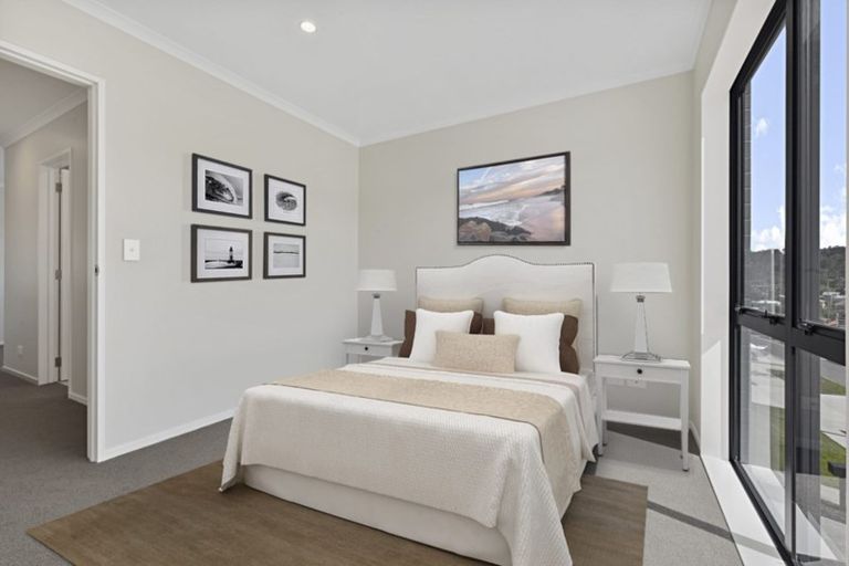 Photo of property in 49 William Wallbank Crescent, Swanson, Auckland, 0614