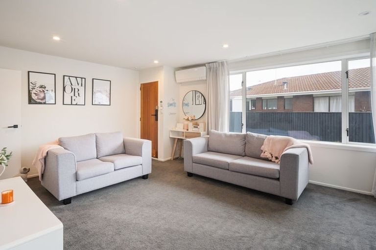 Photo of property in 2/28 Ingrid Street, Parklands, Christchurch, 8083