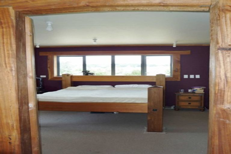 Photo of property in 62 John Hindmarsh Road, Karaka, Papakura, 2580