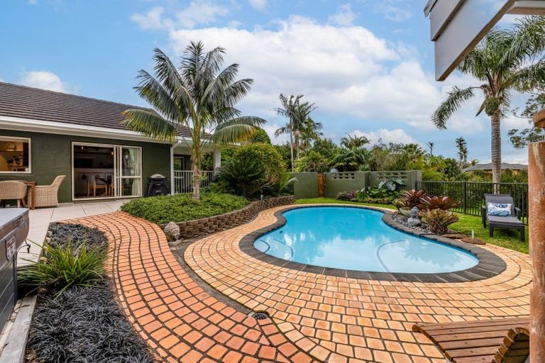 Photo of property in 10 Silkwood Lane, Kerikeri, 0230