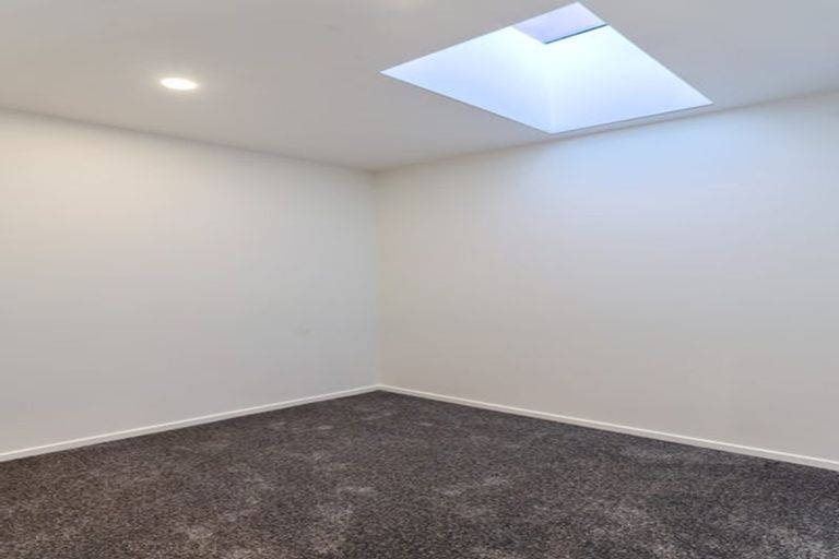 Photo of property in 19d Elmira Place, Browns Bay, Auckland, 0630