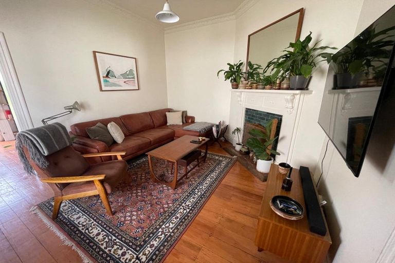 Photo of property in 24 Beach Street, Petone, Lower Hutt, 5012