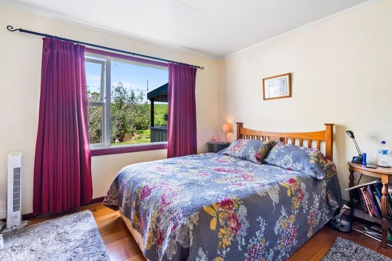 Photo of property in 51 Sterling Road, Paparoa, 0571