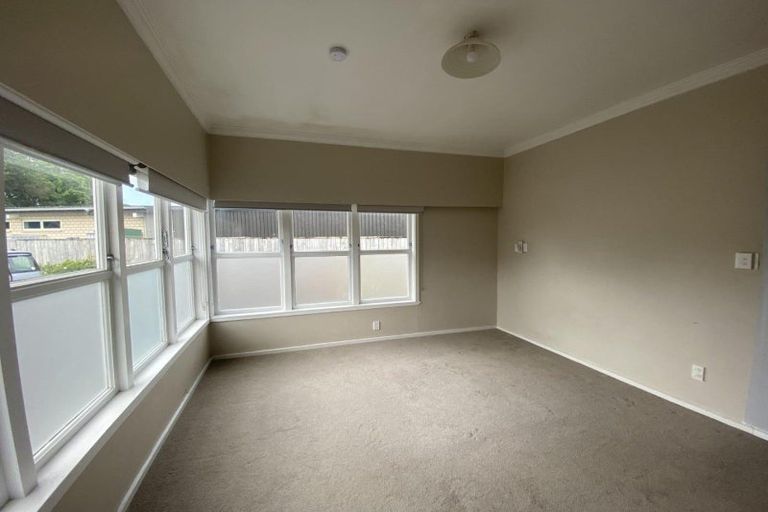 Photo of property in 2a Hall Avenue, Regent, Whangarei, 0112