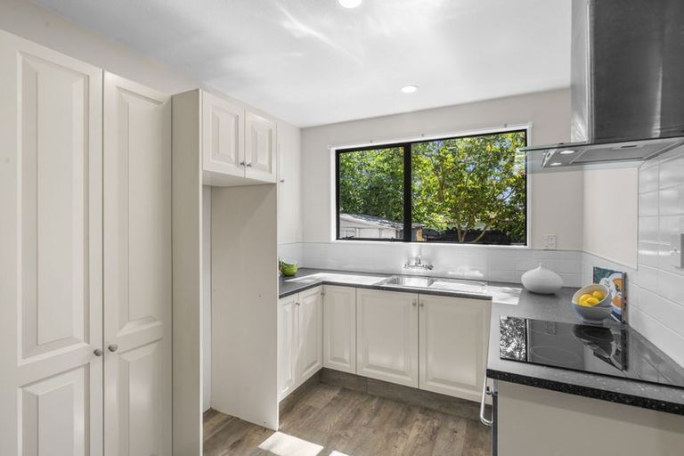 Photo of property in 2/35 Carnarvon Street, Linwood, Christchurch, 8062