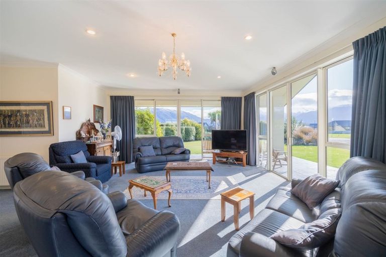 Photo of property in 56 Hawea Place, Te Anau, 9600