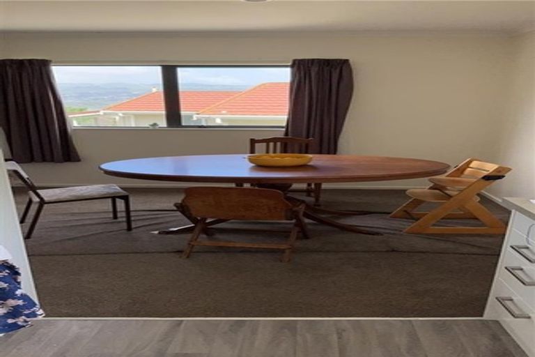 Photo of property in 12a Hiwi Crescent, Titahi Bay, Porirua, 5022