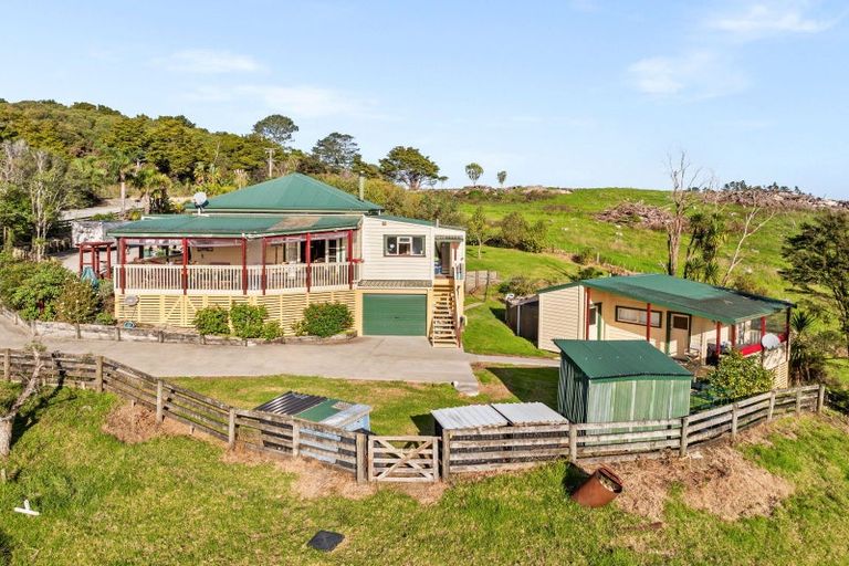 Photo of property in 51 Sterling Road, Paparoa, 0571