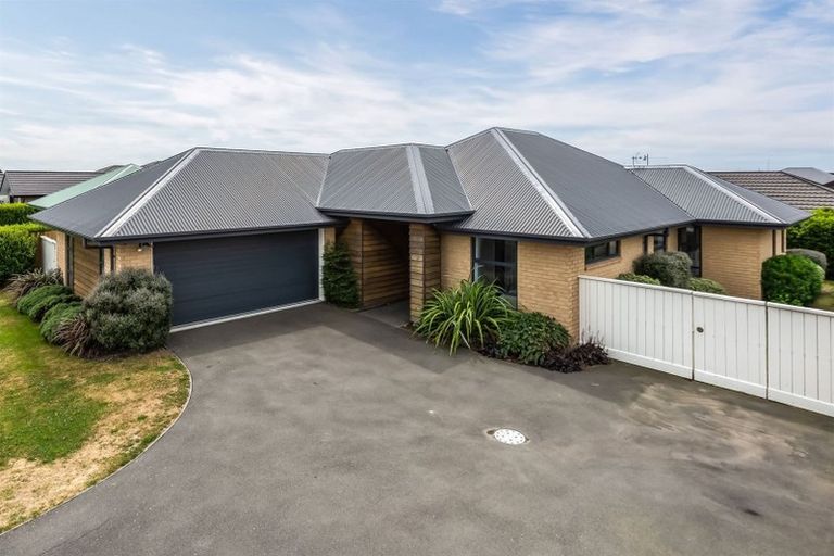 Photo of property in 14 Richmond Avenue, Halswell, Christchurch, 8025