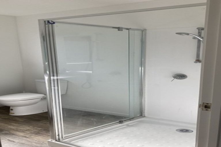 Photo of property in 30 Redwood Drive, Massey, Auckland, 0614