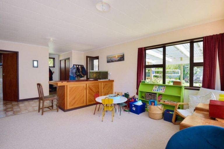 Photo of property in 20 Lysnar Street, Okitu, Gisborne, 4010