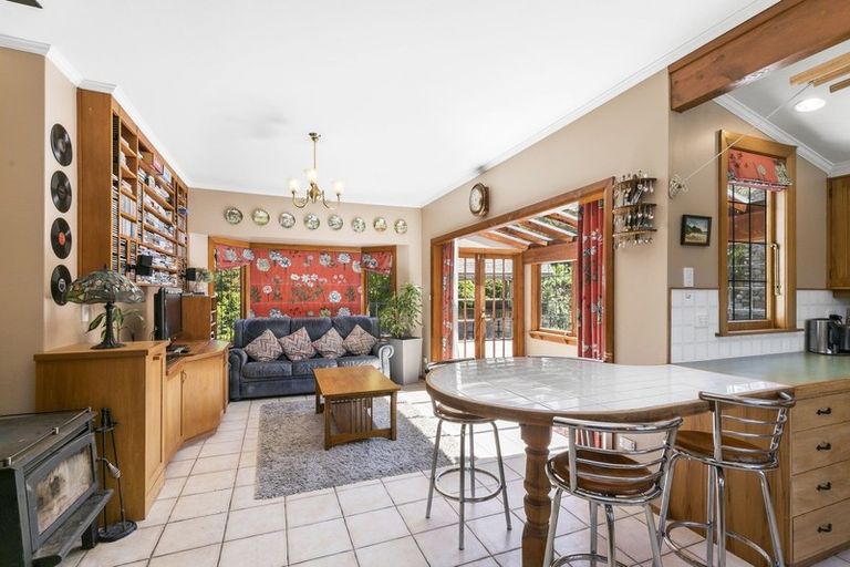 Photo of property in 345 Hebden Crescent, Kelson, Lower Hutt, 5010