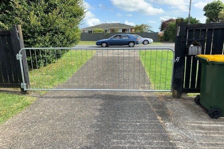 Photo of property in 100 Kitchener Road, Waiuku, 2123