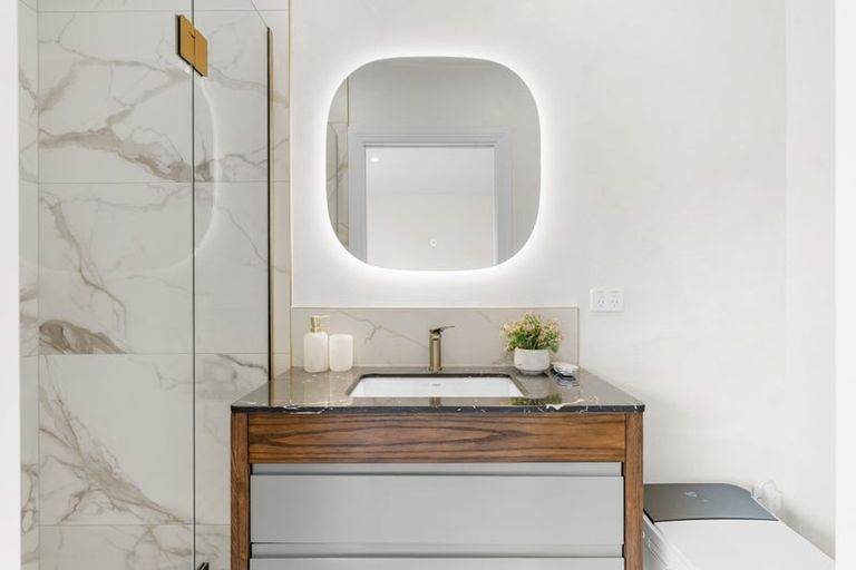 Photo of property in 16 Chepstow Avenue, Fendalton, Christchurch, 8052