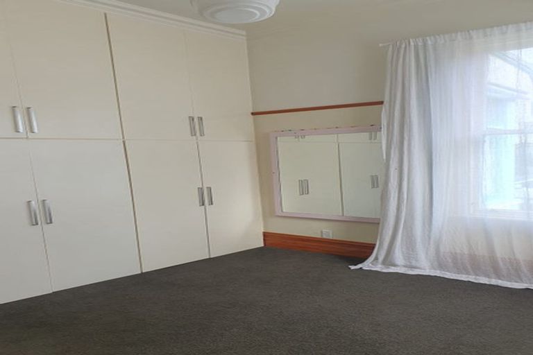 Photo of property in 6a Salisbury Terrace, Mount Cook, Wellington, 6021