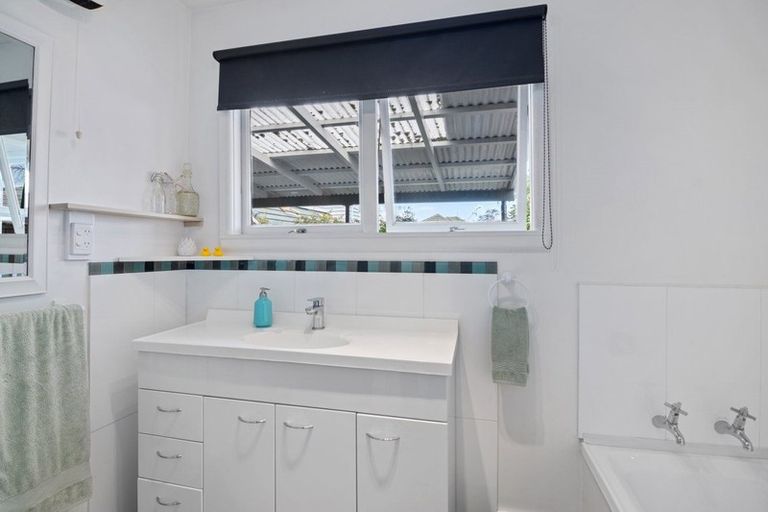 Photo of property in 22 Reeves Street, Stoke, Nelson, 7011