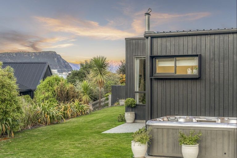 Photo of property in 26 Stackbrae Avenue, Wanaka, 9305