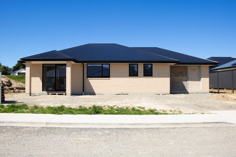 Photo of property in 6 Royal Oak Crescent, Holmes Hill, Oamaru, 9401