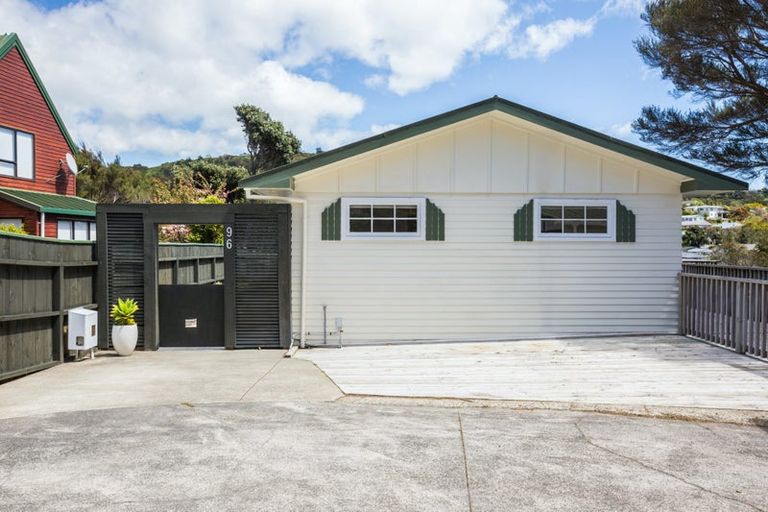Photo of property in 96 Leeward Drive, Whitby, Porirua, 5024