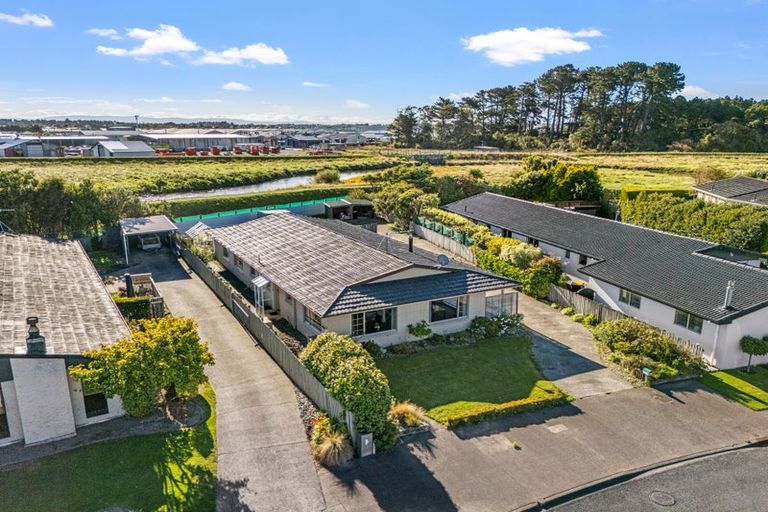Photo of property in 96 Gladstone Terrace, Gladstone, Invercargill, 9810