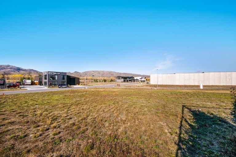 Photo of property in 18 Quinns Way, Cromwell, 9384