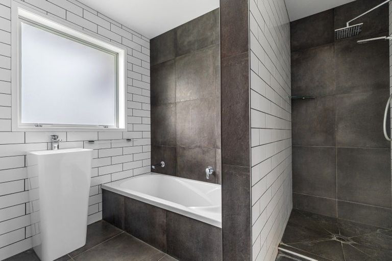 Photo of property in 1 Farm Road, Waihi Beach, 3611