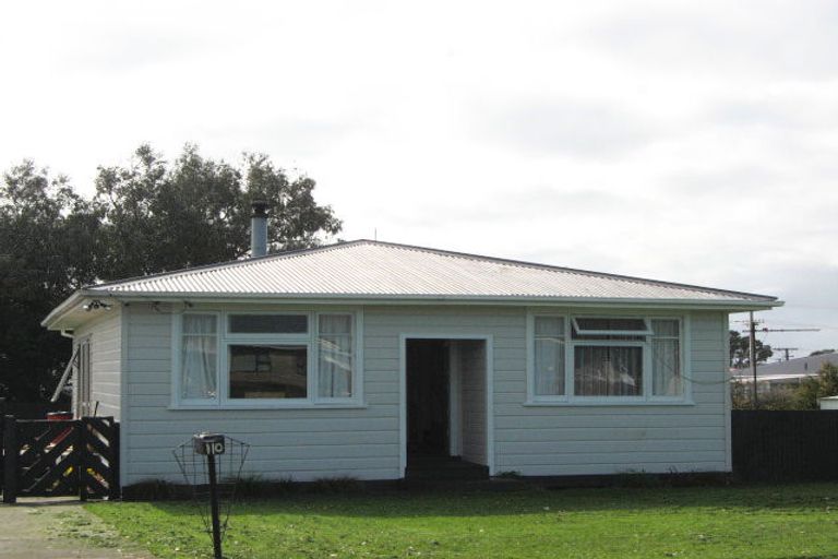 Photo of property in 110 Broadway, Waitara, 4320
