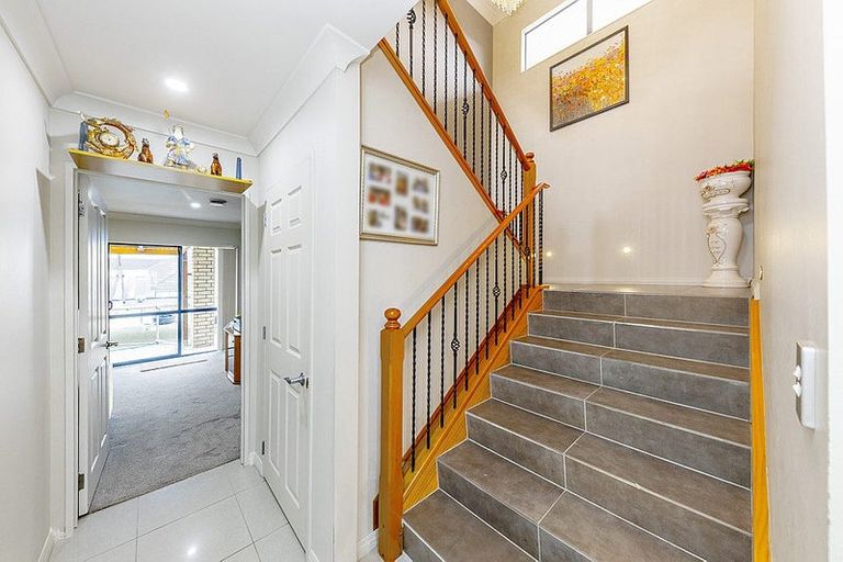 Photo of property in 9 Goh Place, Manurewa, Auckland, 2105