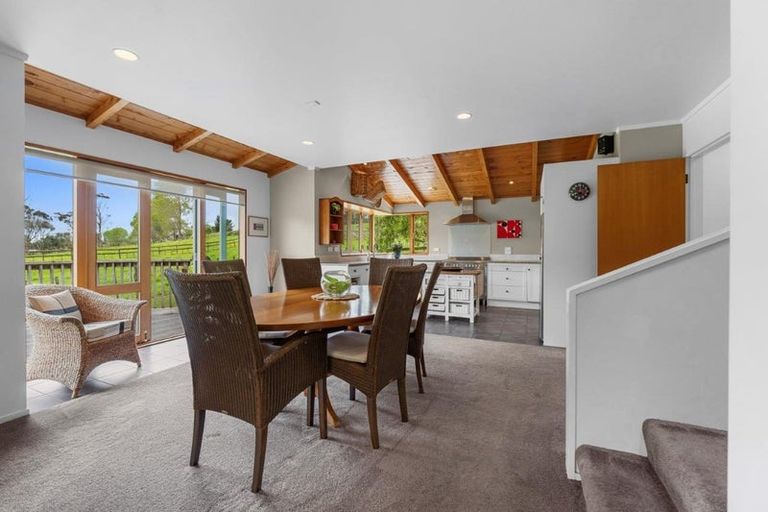 Photo of property in 136 Muriwai Road, Waimauku, 0881