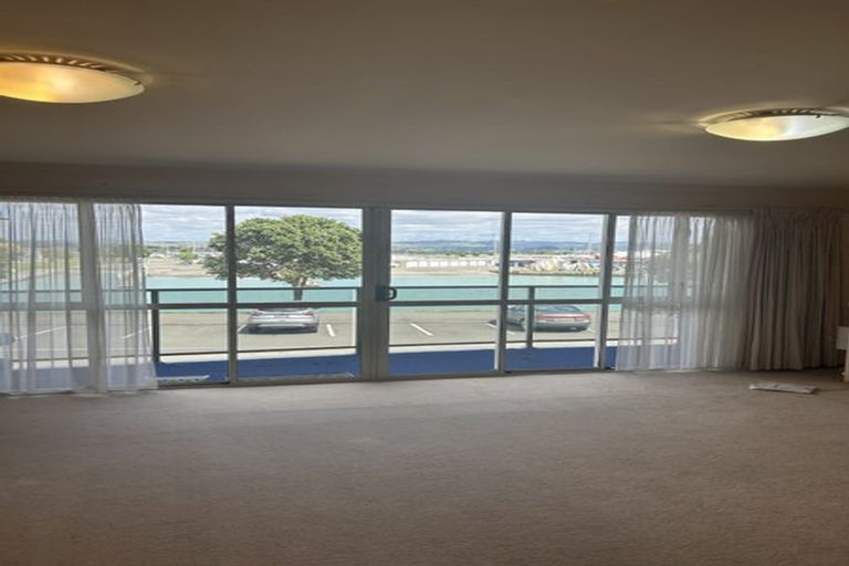 Photo of property in 2/26 West Quay, Ahuriri, Napier, 4110