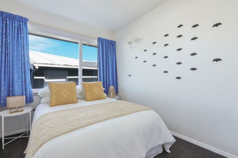 Photo of property in 16 Fusilier Street, Hoon Hay, Christchurch, 8025