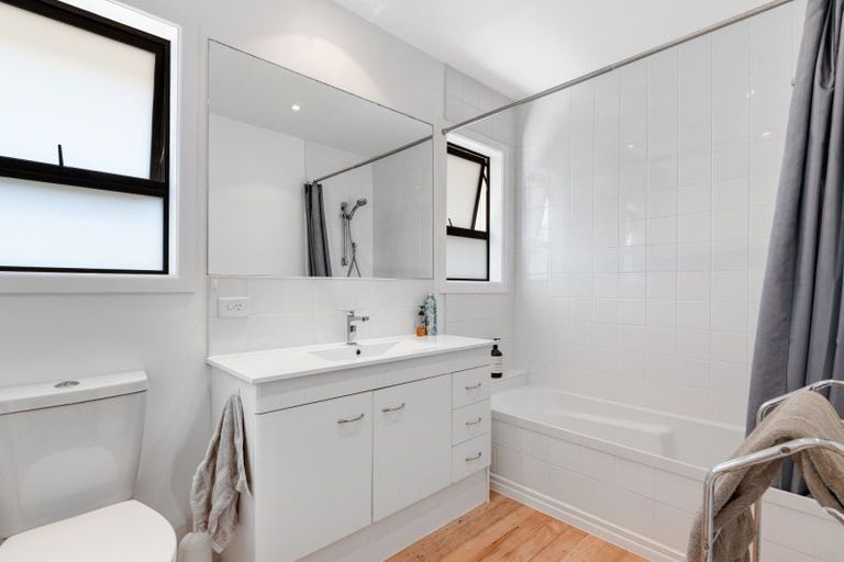 Photo of property in 30 Valley Road, Mount Maunganui, 3116