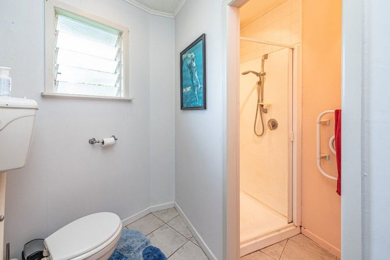 Photo of property in 2 Hillside Terrace, Saint Johns Hill, Whanganui, 4500