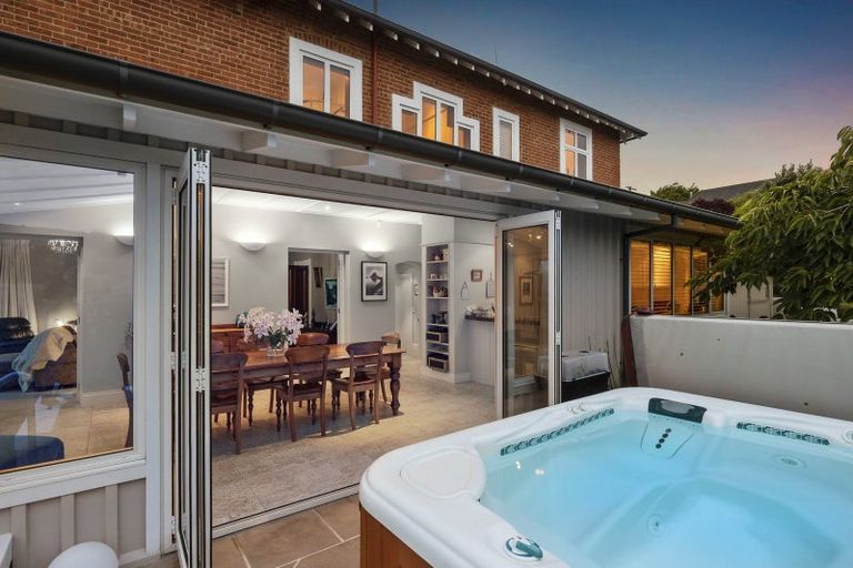 Photo of property in 2 Sargood Street, Maori Hill, Dunedin, 9010