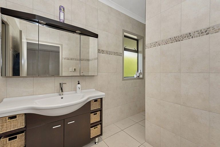 Photo of property in 11b Glen Cree Avenue, Rototuna, Hamilton, 3210