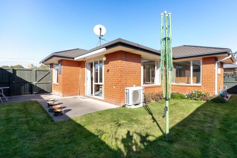 Photo of property in 2 Bluebell Lane, Woolston, Christchurch, 8023